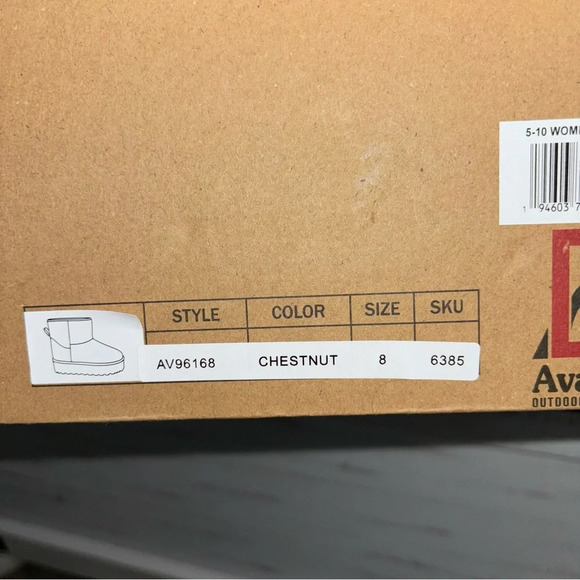 Avalanche Boots NEW - Picture 9 of 11